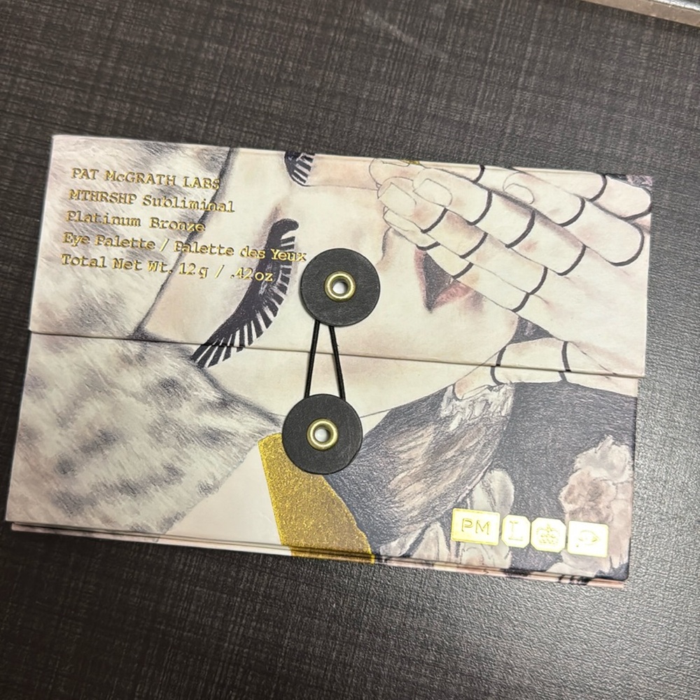Pat McGrath eyeshadow pallet